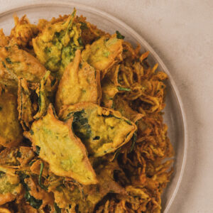 Pakora & Spinach Box